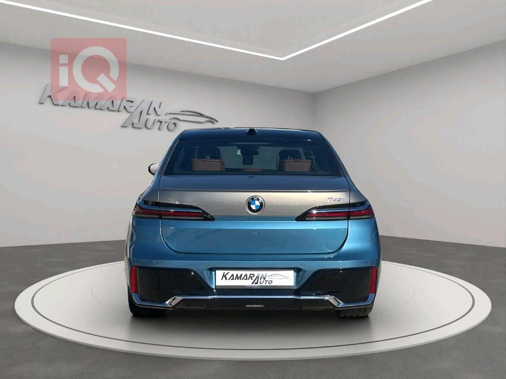 بي ام دبليو الفئة 7